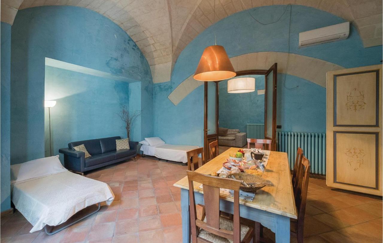 1 Bedroom Awesome Apartment In Lecce Le ภายนอก รูปภาพ